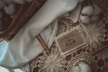Load image into Gallery viewer, Country Linen Wax Melts