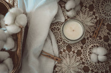 Load image into Gallery viewer, Country Linen Soy Candle
